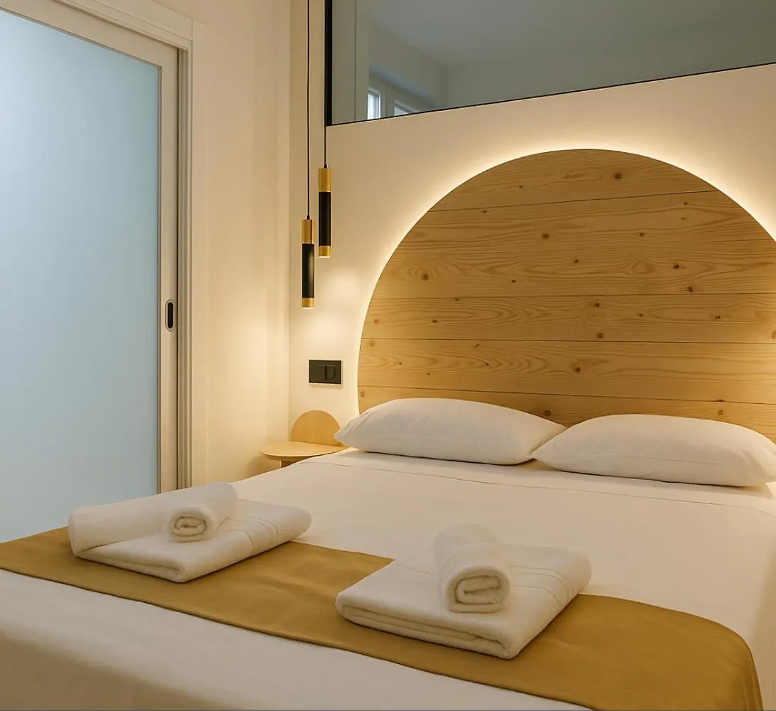 Zelun Suite Torremolinos Center Spain